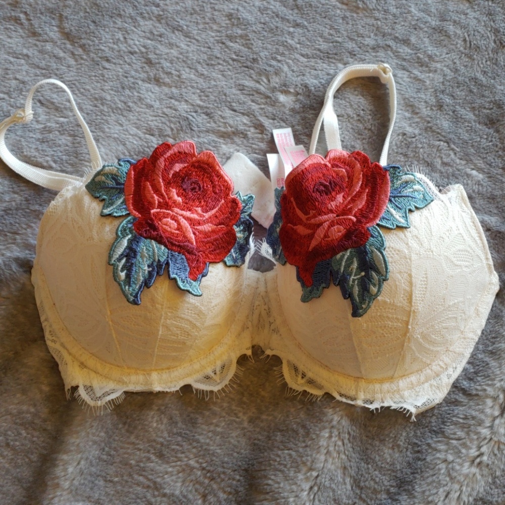 PINK date push up rose bra
